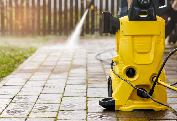 Playground Equipment Cleaning in Bridgeport, MI